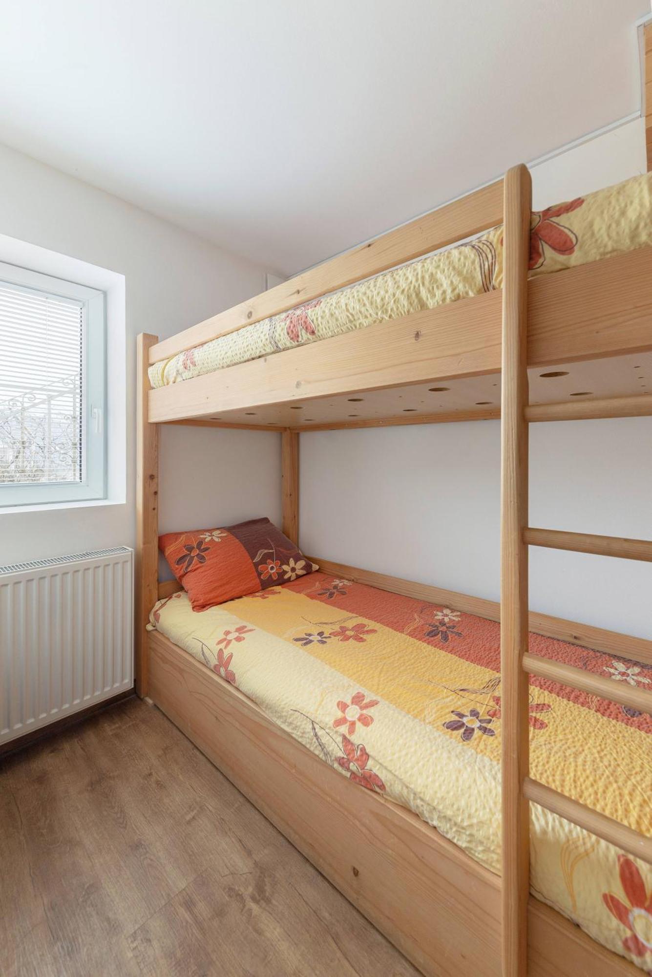 Apartments Znidar Spodnje Gorje Екстериор снимка